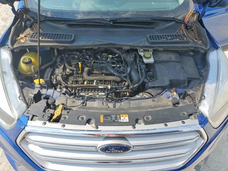 2019 FORD ESCAPE SE 11