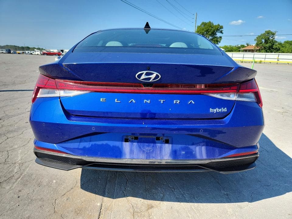 2023 HYUNDAI ELANTRA LIMITED 6