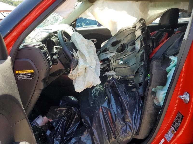 2019 KIA SOUL + 7