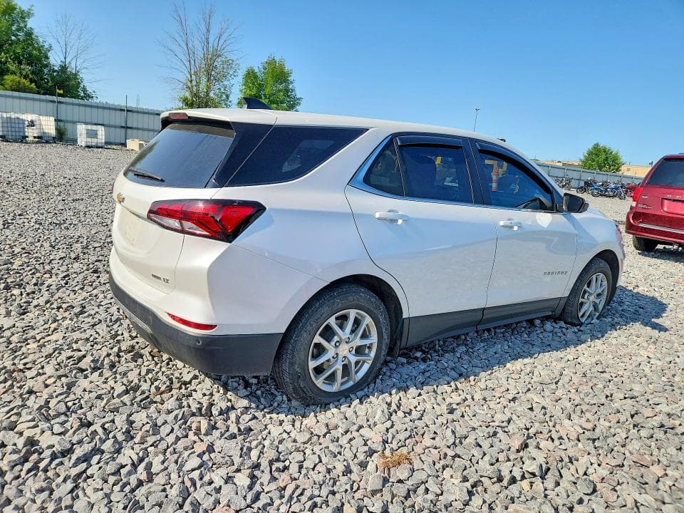 2024 CHEVROLET EQUINOX LT 3