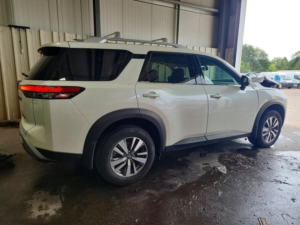 2024 NISSAN PATHFINDER SL 3
