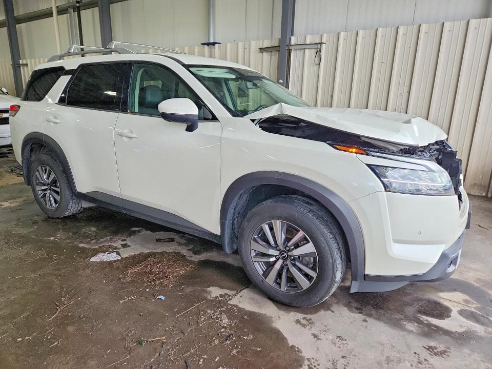 2024 NISSAN PATHFINDER SL 4