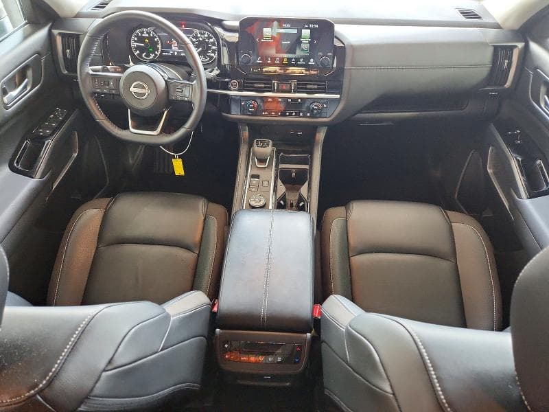 2024 NISSAN PATHFINDER SL 8