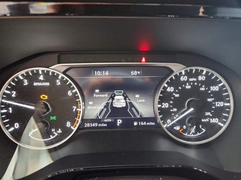 2024 NISSAN PATHFINDER SL 9