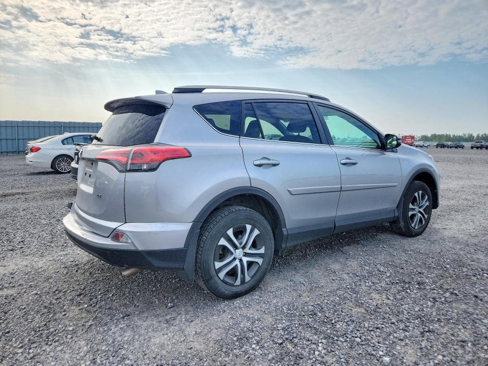 2017 TOYOTA RAV4 LE 3