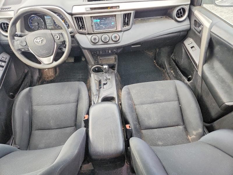 2017 TOYOTA RAV4 LE 8