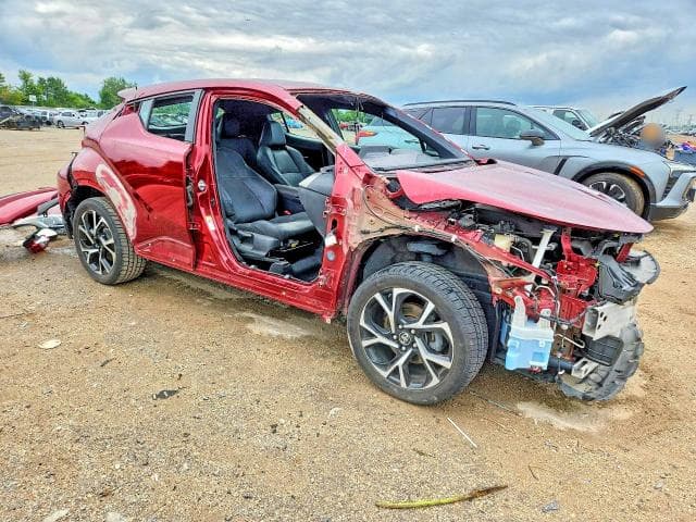 2019 TOYOTA C-HR LIMITED 4