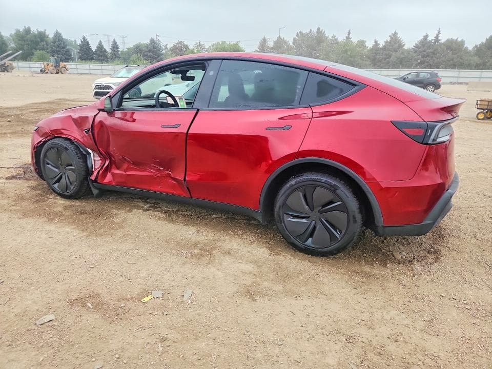 2026 TESLA MODEL Y 2