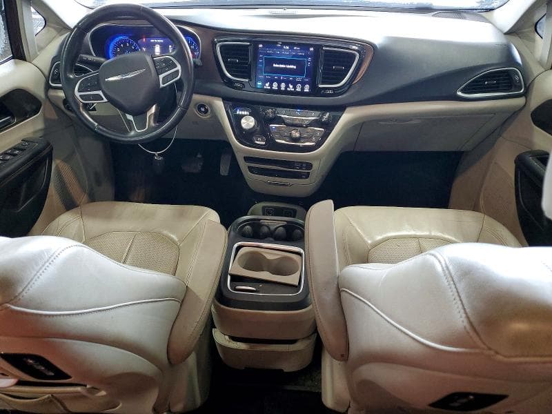 2018 CHRYSLER PACIFICA TOURING L PLUS 8