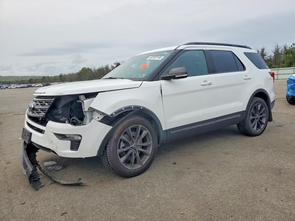 2018 FORD EXPLORER XLT - 1