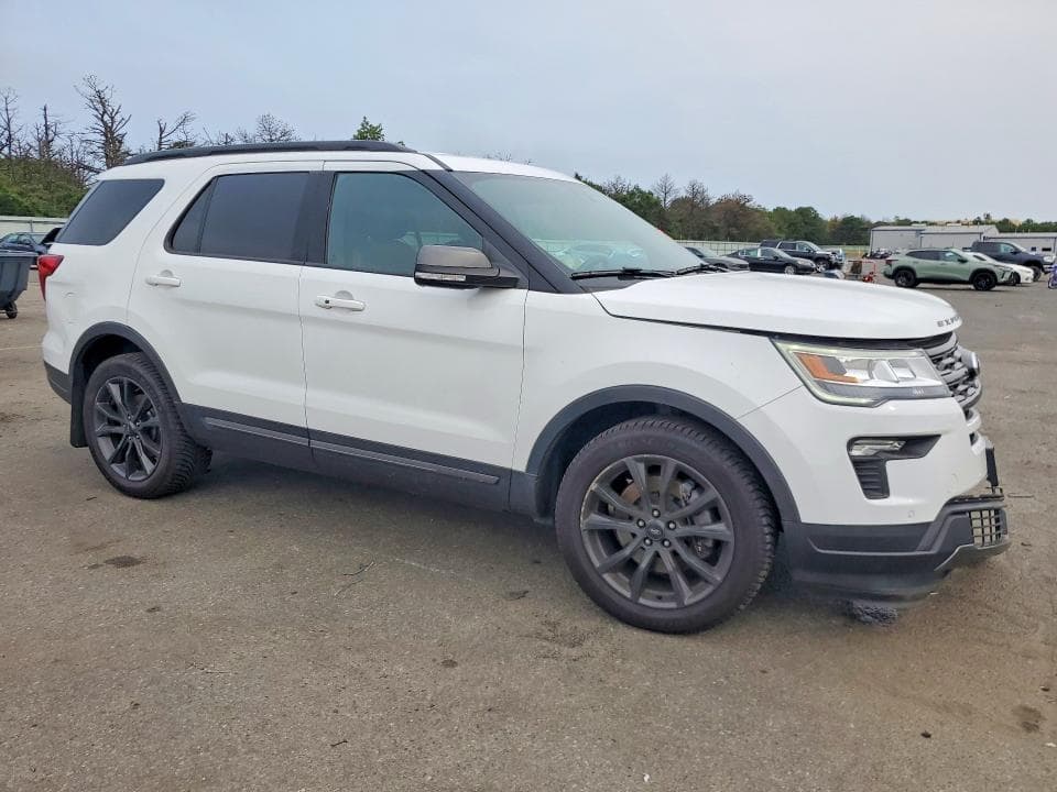 2018 FORD EXPLORER XLT 4