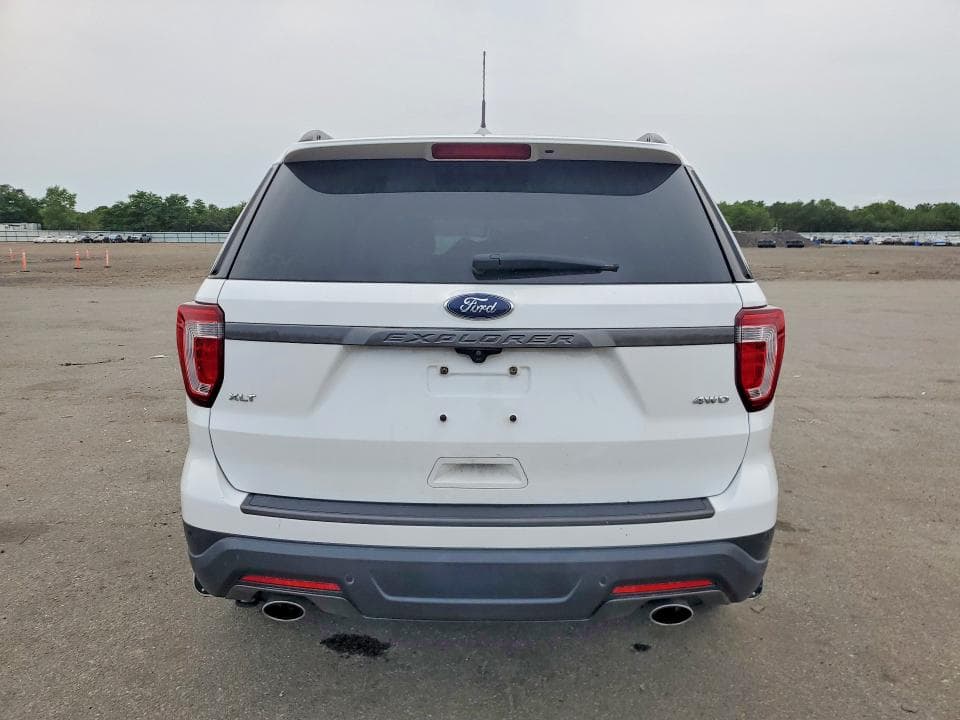 2018 FORD EXPLORER XLT 6