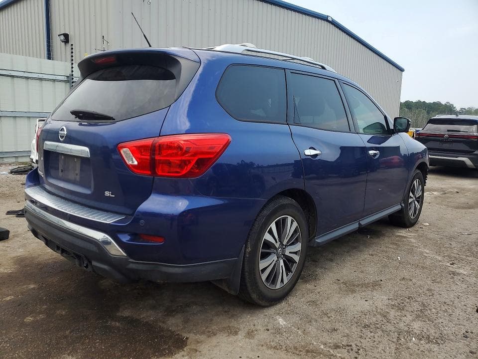 2017 NISSAN PATHFINDER SL 3
