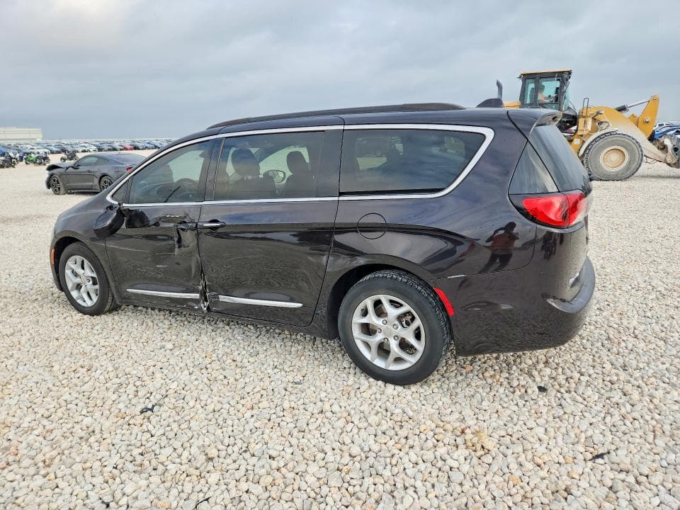 2017 CHRYSLER PACIFICA TOURING L 2