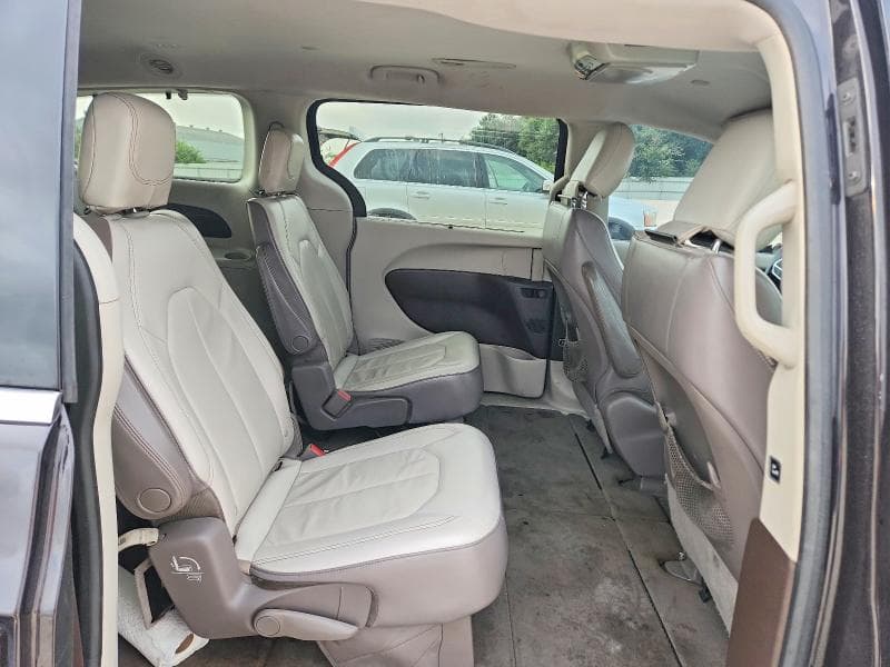 2017 CHRYSLER PACIFICA TOURING L 11