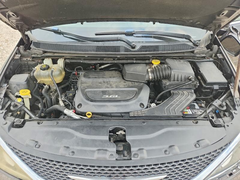 2017 CHRYSLER PACIFICA TOURING L 12