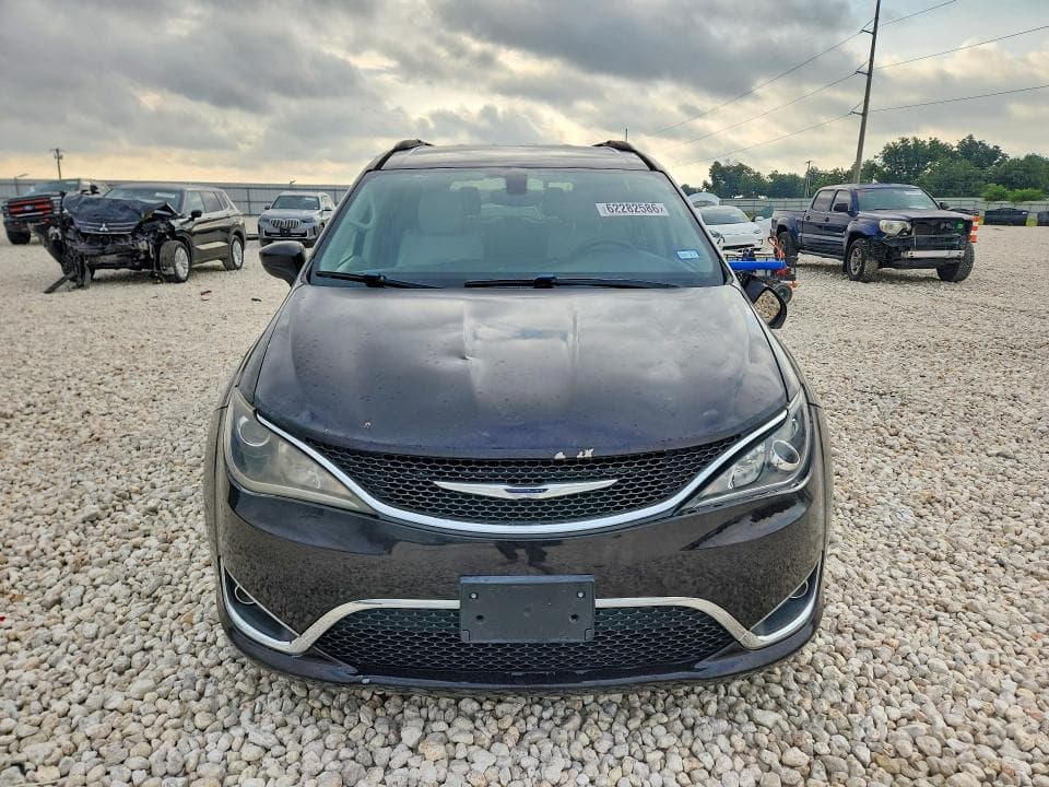2017 CHRYSLER PACIFICA TOURING L 5