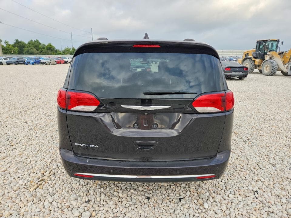 2017 CHRYSLER PACIFICA TOURING L 6