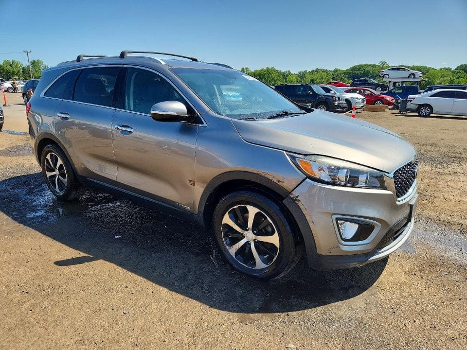 2018 KIA SORENTO EX 4