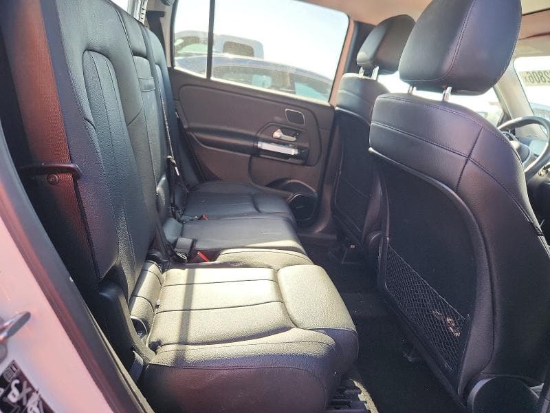 2020 MERCEDES-BENZ GLB 250 11