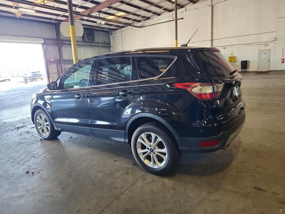 2017 FORD ESCAPE SE 2