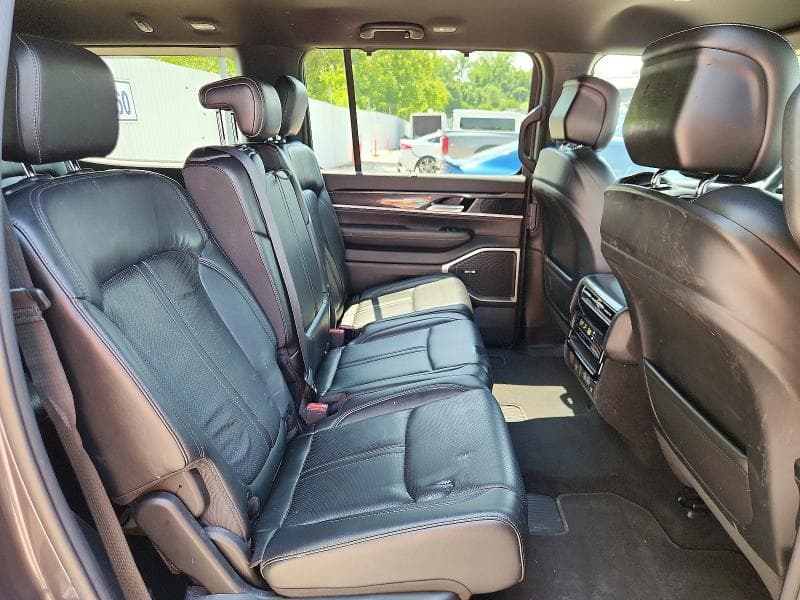 2023 JEEP WAGONEER SERIES I 11