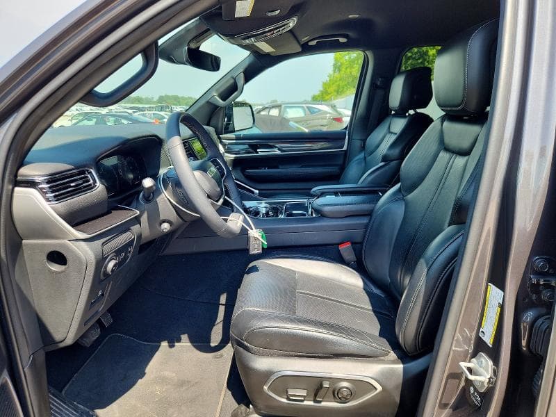 2023 JEEP WAGONEER SERIES I 7