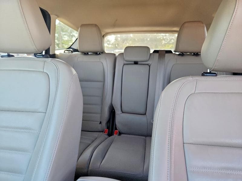 2018 FORD ESCAPE SEL 10