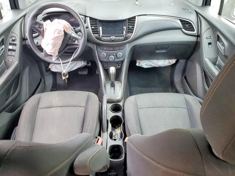 2018 CHEVROLET TRAX 1LT 8