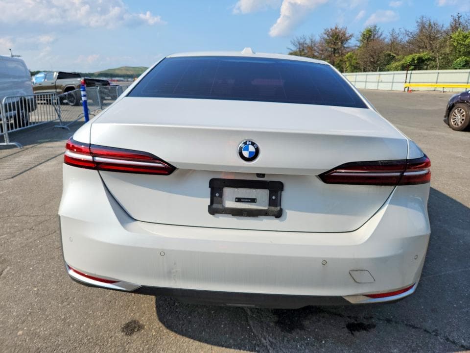 2024 BMW 530 I 6
