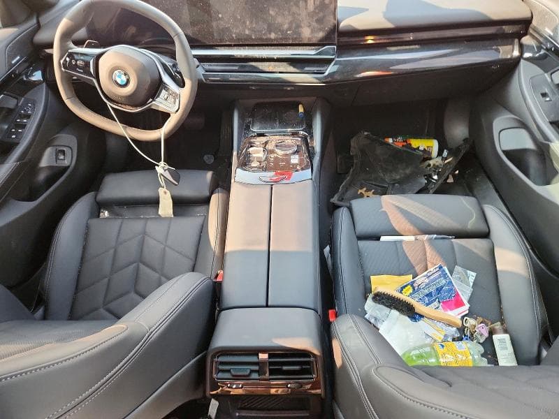 2024 BMW 530 I 8