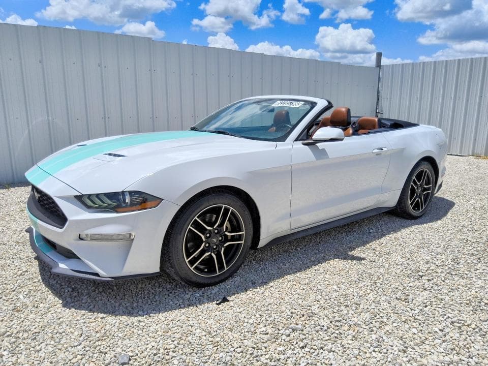 2020 FORD MUSTANG 1