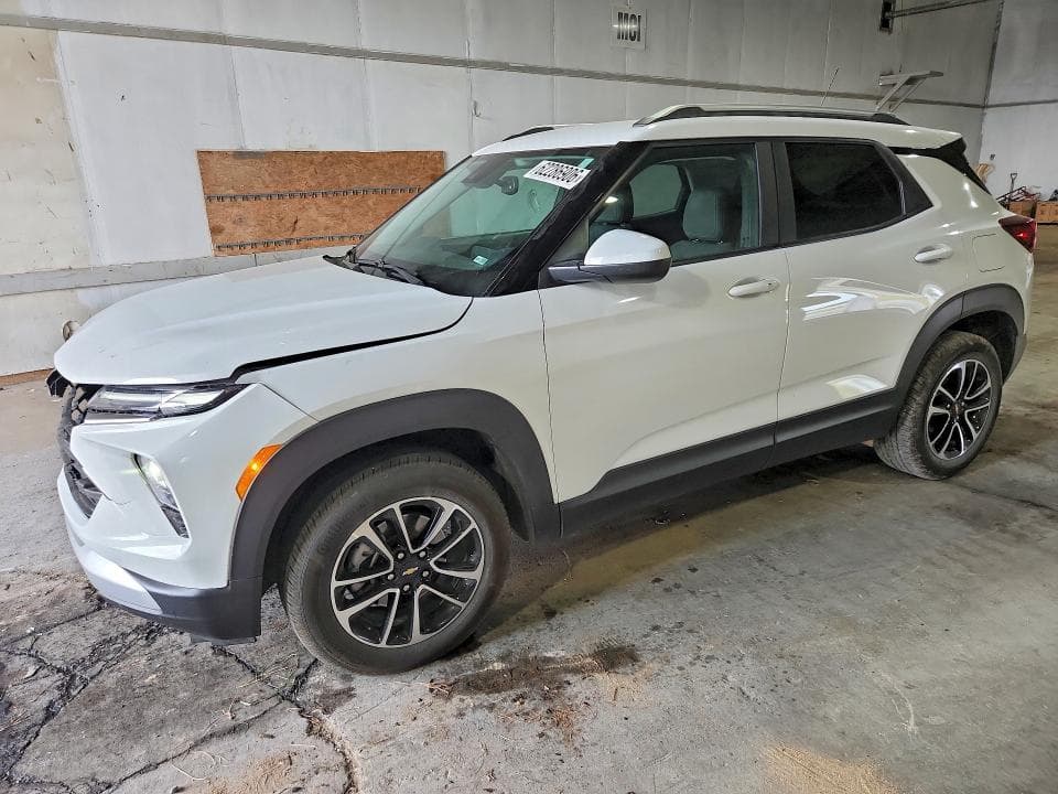 2025 CHEVROLET TRAILBLAZER LT - 1