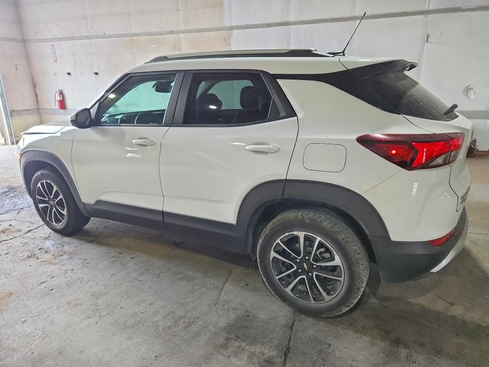2025 CHEVROLET TRAILBLAZER LT 2
