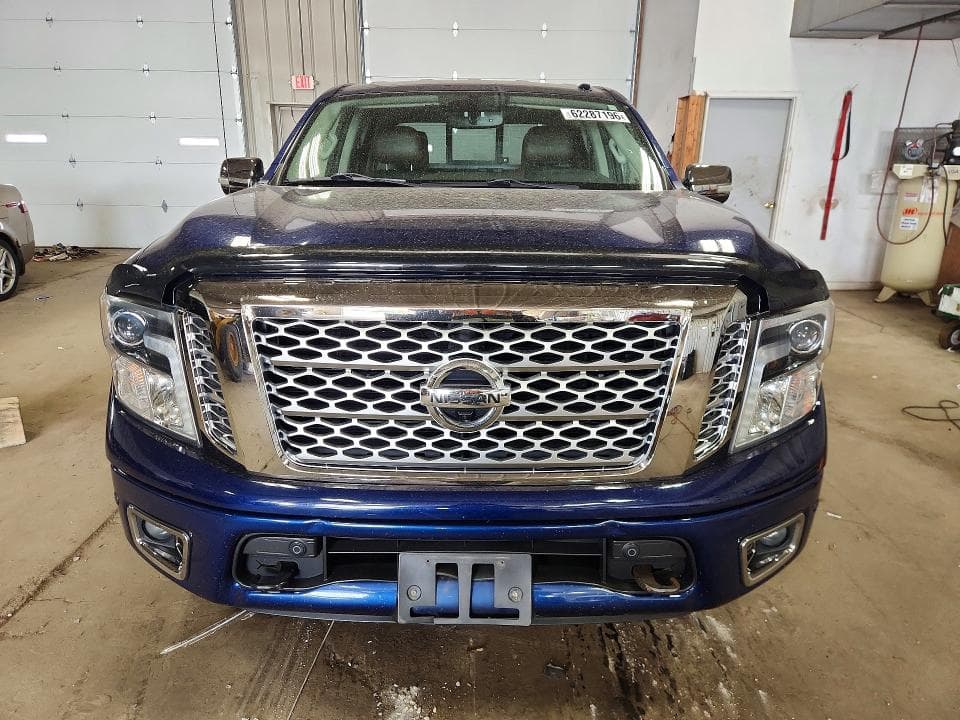 2017 NISSAN TITAN PLATINUM RESERVE 5