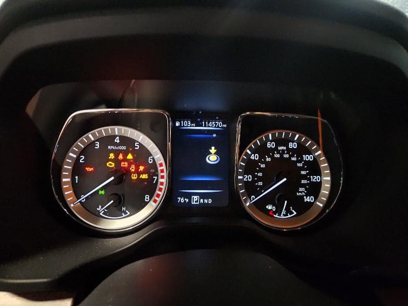 2017 NISSAN TITAN PLATINUM RESERVE 9