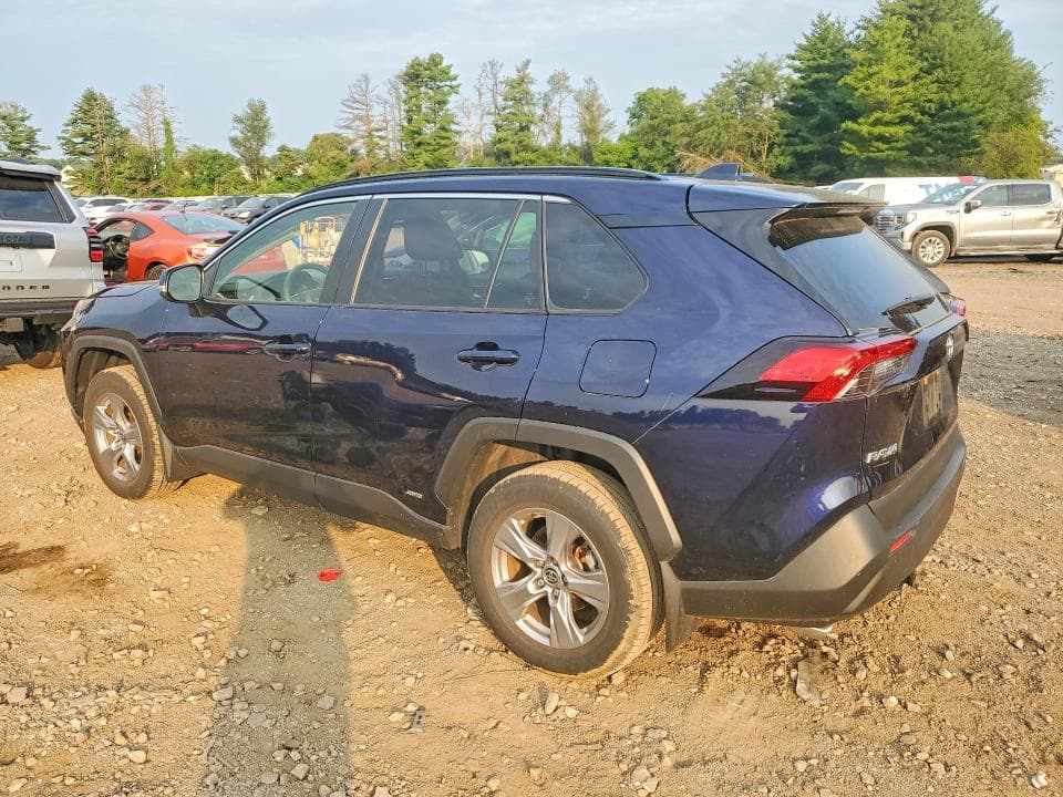 2025 TOYOTA RAV4 HYBRID XLE XLE 2