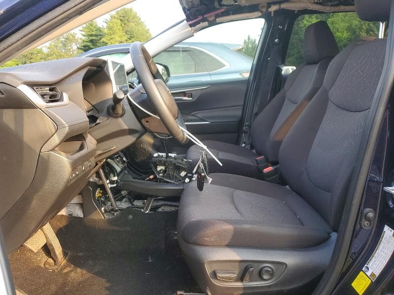 2025 TOYOTA RAV4 HYBRID XLE XLE 7