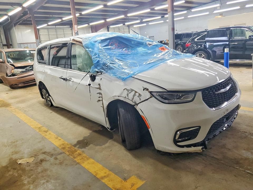 2025 CHRYSLER PACIFICA HYBRID SELECT 4