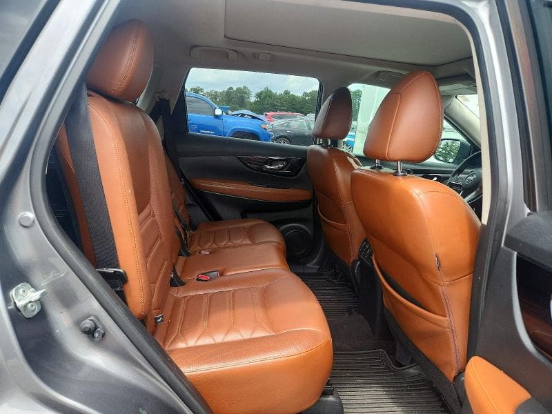2018 NISSAN ROGUE SL 10