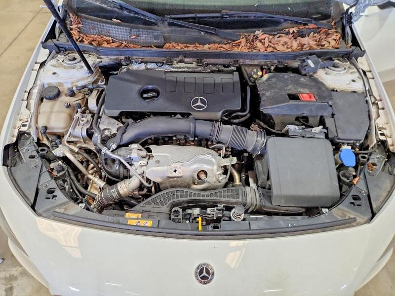 2019 MERCEDES-BENZ A 220 11