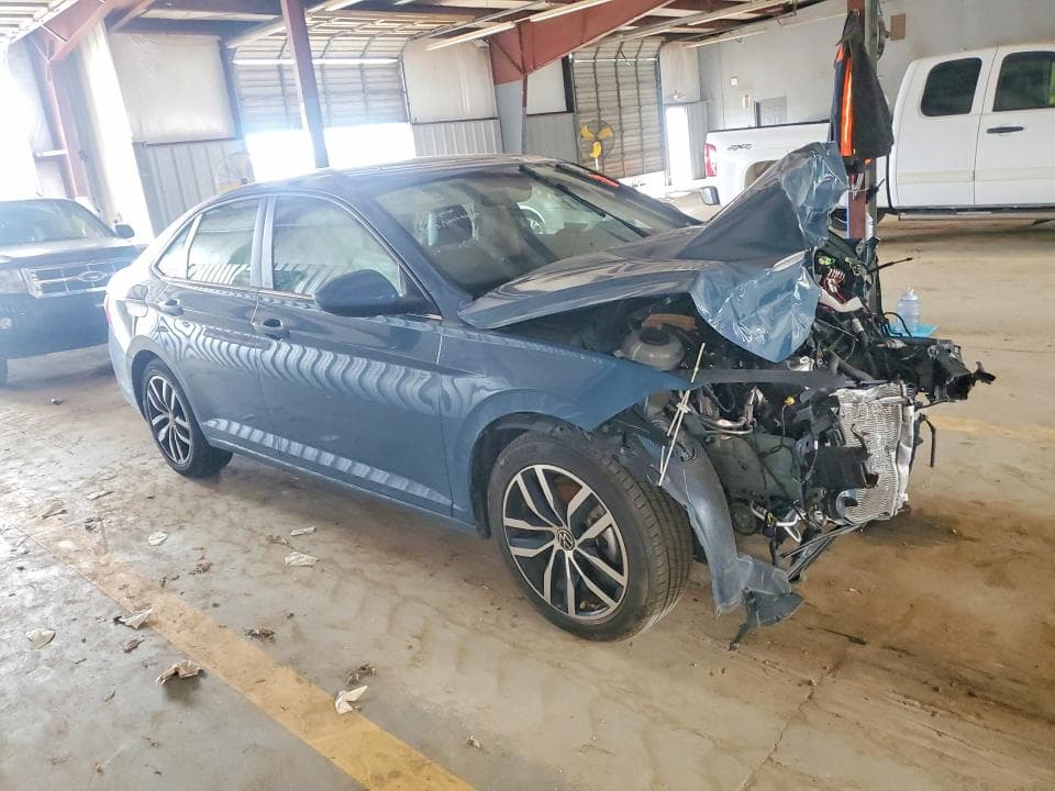 2025 VOLKSWAGEN JETTA SE 4