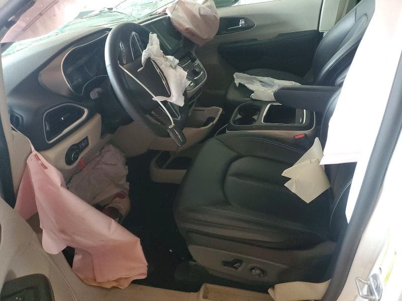 2024 CHRYSLER PACIFICA TOURING L 7