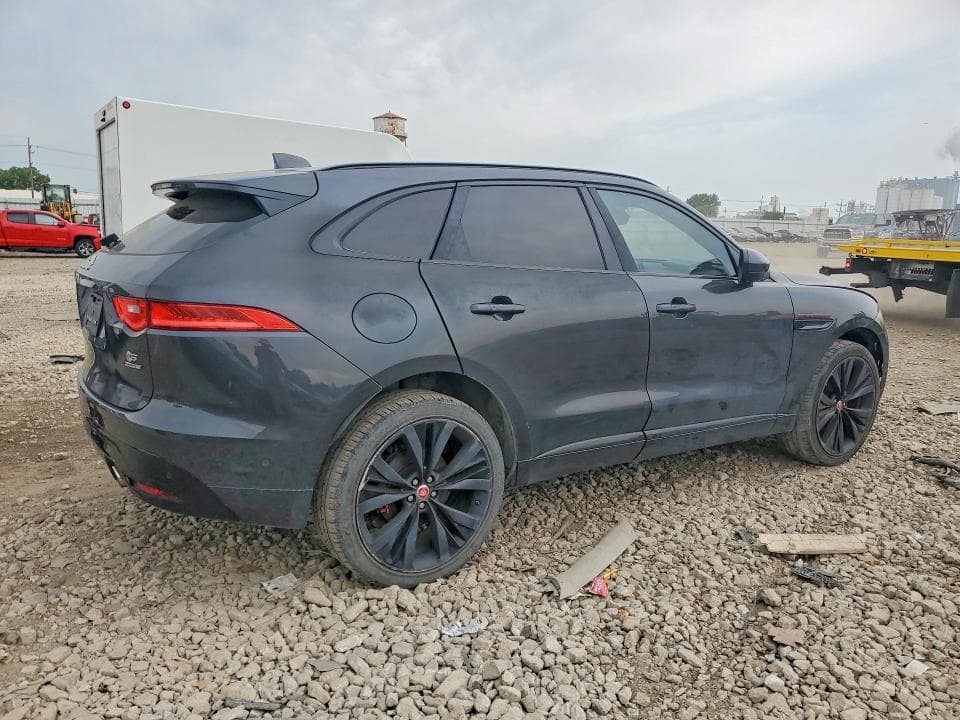 2017 JAGUAR F-PACE S 3