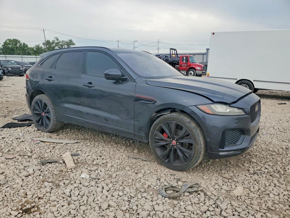 2017 JAGUAR F-PACE S 4