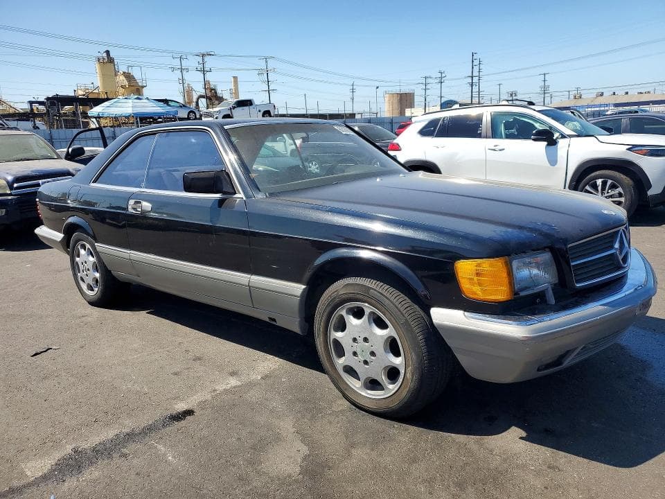 1986 MERCEDES-BENZ 560 SEC SEC 4
