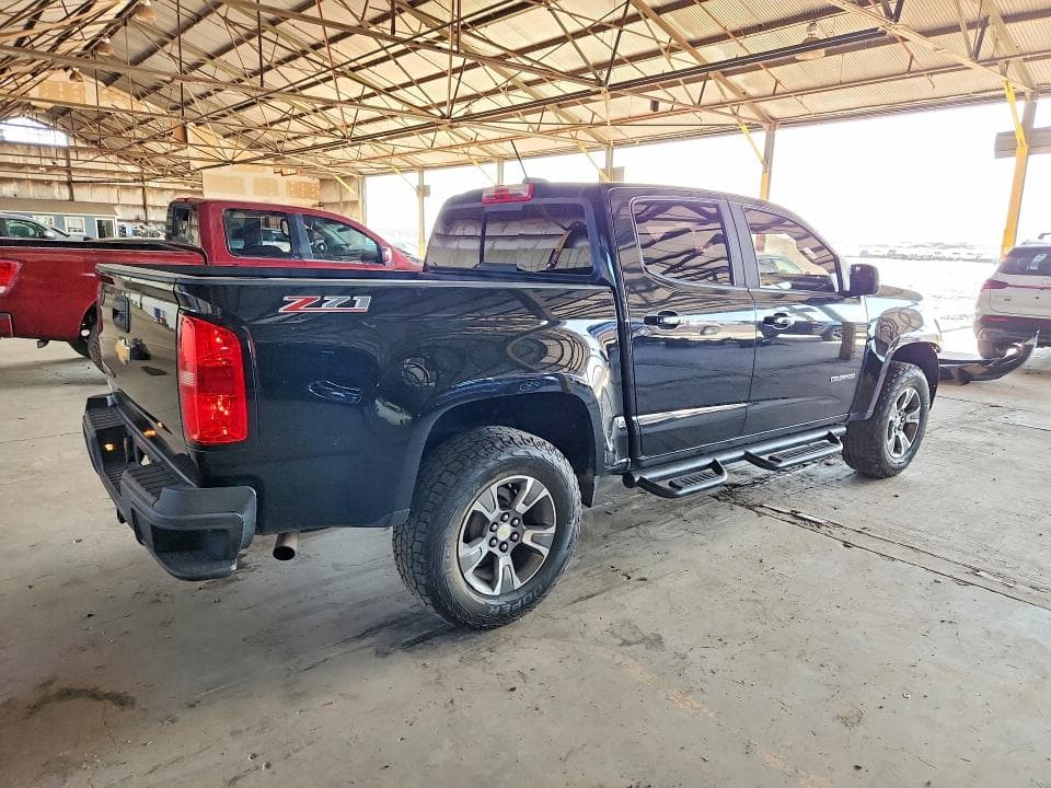 2017 CHEVROLET COLORADO Z71 3