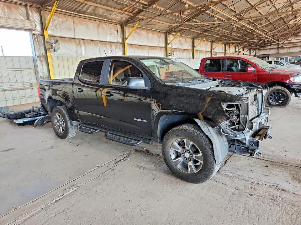 2017 CHEVROLET COLORADO Z71 4