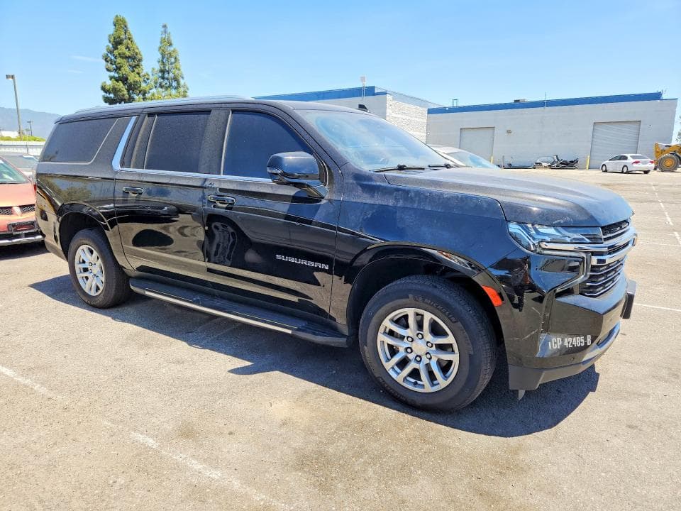 2023 CHEVROLET SUBURBAN C1500 LT 4