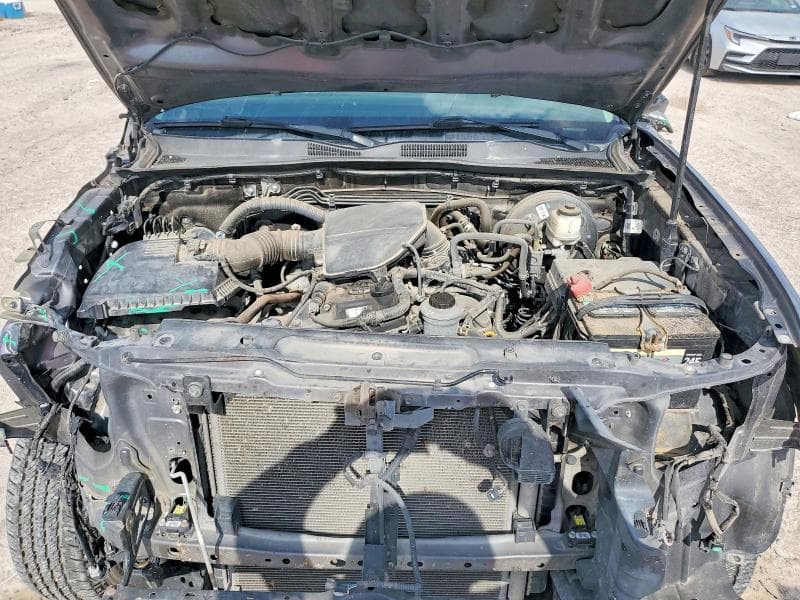 2019 TOYOTA TACOMA SR 12